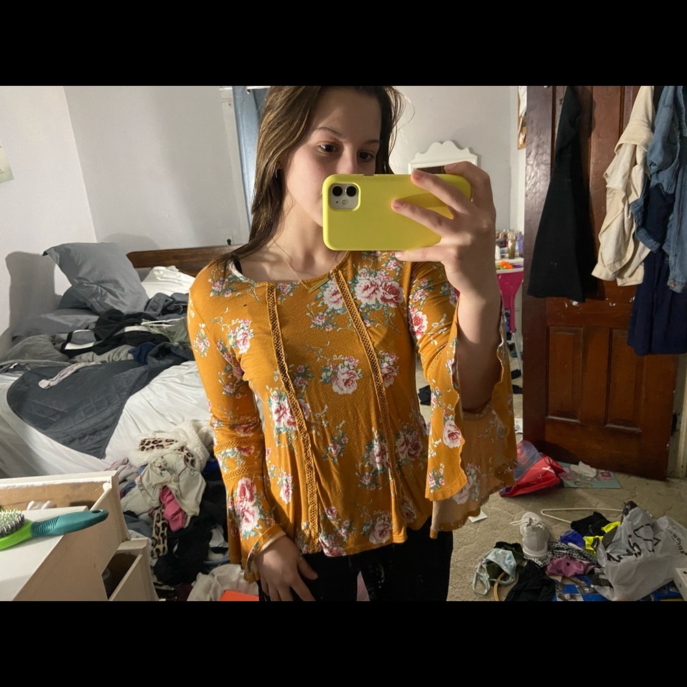 Cute vintage long sleeve